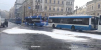«Намечается толкотня»: в Петербурге из-за аварии у «Площади Восстания» остановился транспорт